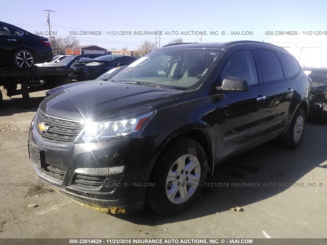 1GNKRFKD2FJ331335 - 2015 CHEVROLET TRAVERSE LS GRAY photo 2