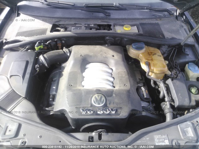 WVWRH63B54P100088 - 2004 VOLKSWAGEN PASSAT GLX 灰色 照片 10