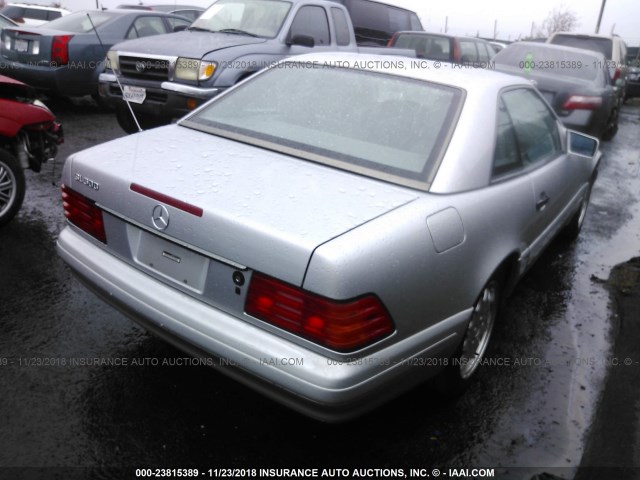 WDBFA67F2VF150361 - 1997 MERCEDES-BENZ SL 500 SILVER photo 4