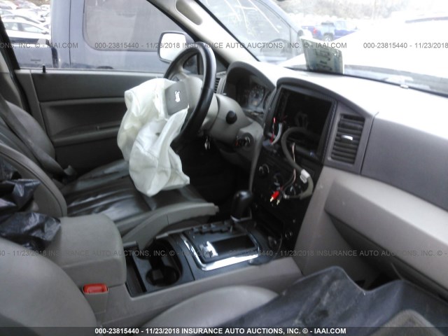 1J4HR48N75C697666 - 2005 JEEP GRAND CHEROKEE LAREDO/COLUMBIA/FREEDOM 香槟色 照片 5