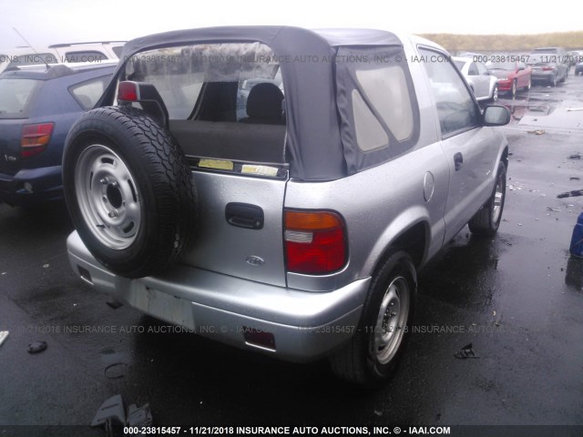 KNDJA623X25128943 - 2002 KIA SPORTAGE SILVER photo 4