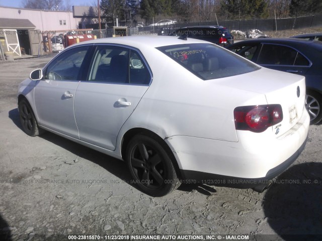 3VWRZ71K69M130510 - 2009 VOLKSWAGEN JETTA SE/SEL WHITE photo 3