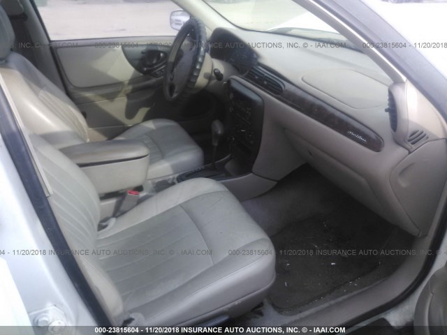 1G1NE52J216227496 - 2001 CHEVROLET MALIBU LS 白色 照片 5
