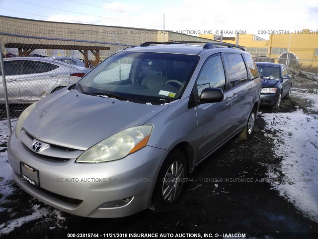 5TDZA23C86S393211 - 2006 TOYOTA SIENNA CE/LE SILVER photo 2