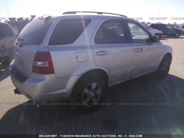 KNDJD735485806124 - 2008 KIA SORENTO EX/LX SILVER photo 4