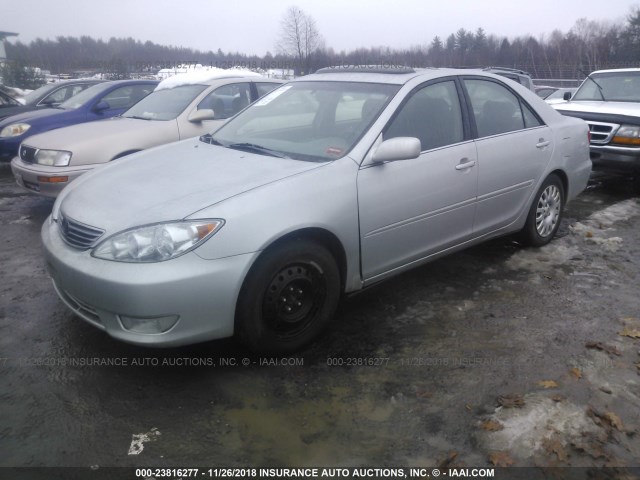 4T1BE30K96U137237 - 2006 TOYOTA CAMRY LE/XLE/SE SILVER photo 2