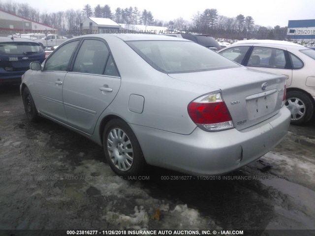 4T1BE30K96U137237 - 2006 TOYOTA CAMRY LE/XLE/SE SILVER photo 3