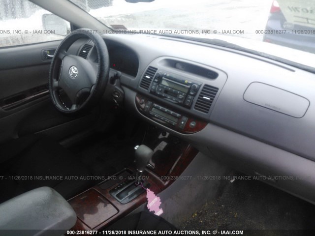 4T1BE30K96U137237 - 2006 TOYOTA CAMRY LE/XLE/SE SILVER photo 5