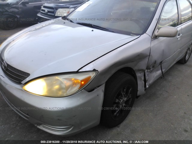 4T1BF32K24U581390 - 2004 TOYOTA CAMRY LE/XLE/SE SILVER photo 6