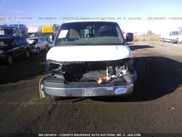 1GCSHAF48D1129069 - 2013 CHEVROLET EXPRESS G1500  WHITE photo 6