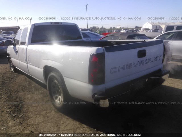 1GCEC19T75E274693 - 2005 CHEVROLET SILVERADO C1500 WHITE photo 3