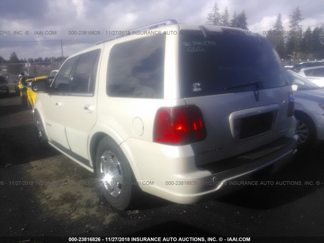 5LMFU285X6LJ14792 - 2006 LINCOLN NAVIGATOR Ақ фото 3