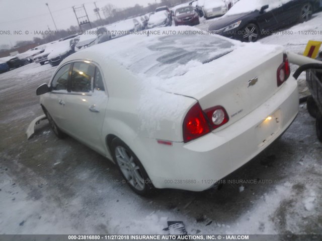 1G1ZE5EB9AF131998 - 2010 CHEVROLET MALIBU LTZ თეთრი ფოტო 3