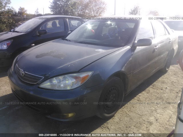 4T1BE32K03U684518 - 2003 TOYOTA CAMRY LE/XLE/SE GREEN photo 2