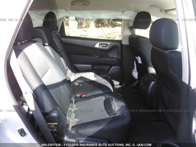 5N1DR2MM2HC657064 - 2017 NISSAN PATHFINDER S/SV/SL/PLATINUM SILVER photo 8