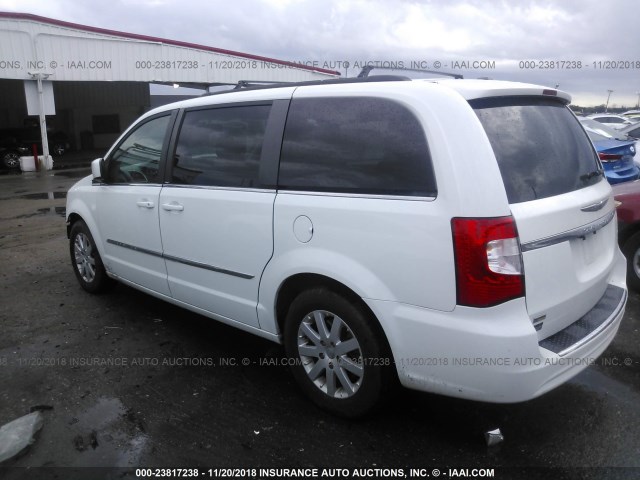 2C4RC1BG1DR821215 - 2013 CHRYSLER TOWN & COUNTRY TOURING WHITE photo 3