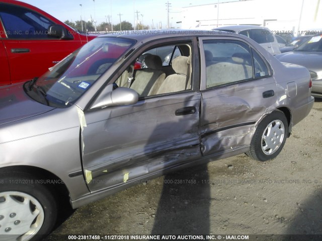 1NXBR18E1WZ030478 - 1998 TOYOTA COROLLA VE/CE/LE 银色 照片 6