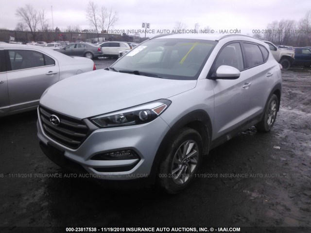 KM8J3CA48GU211413 - 2016 HYUNDAI TUCSON LIMITED/SPORT AND ECO/SE SILVER photo 2
