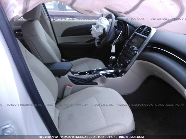 1G11C5SL1FU151780 - 2015 CHEVROLET MALIBU 1LT WHITE photo 5
