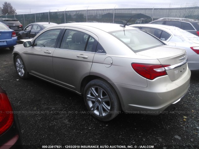 1C3CCBAB8DN639918 - 2013 CHRYSLER 200 LX GOLD photo 3