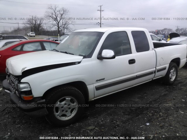 2GCEC19T211174478 - 2001 CHEVROLET SILVERADO C1500 WHITE photo 2