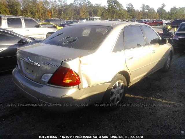 4T1BF28B8YU105765 - 2000 TOYOTA AVALON XL/XLS GOLD photo 4