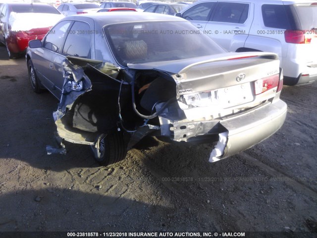 4T1BF22K2YU105740 - 2000 TOYOTA CAMRY LE/XLE 灰色 照片 6