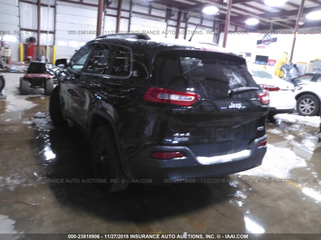 1C4PJMCB8GW210241 - 2016 JEEP CHEROKEE LATITUDE BLACK photo 3