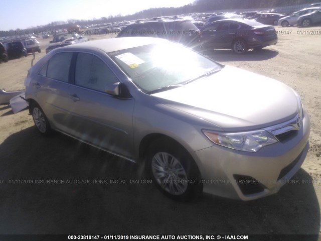 4T1BF1FK2EU437015 - 2014 TOYOTA CAMRY L/SE/LE/XLE 金色 照片 1