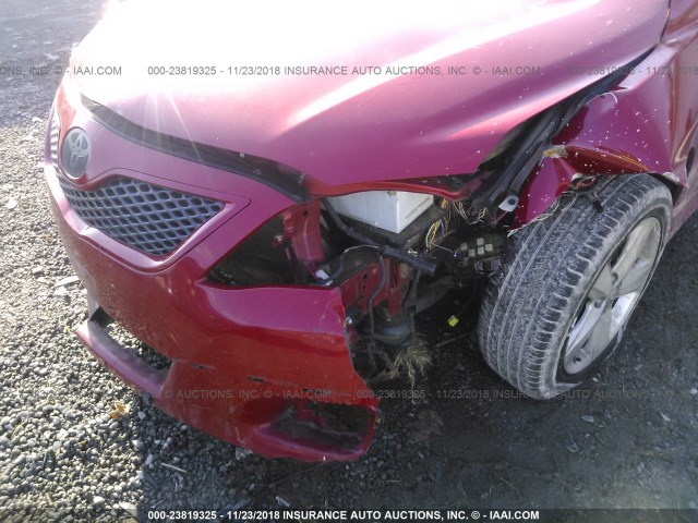 4T1BF3EK0BU171373 - 2011 TOYOTA CAMRY SE/LE/XLE 红色 照片 6