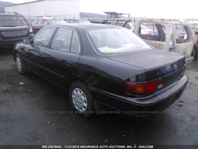 4T1BG12K1TU823893 - 1996 TOYOTA CAMRY DX/LE/XLE BLACK photo 3