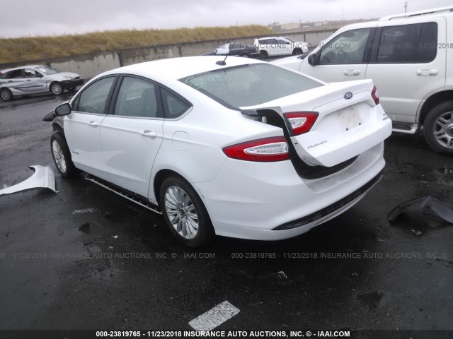 3FA6P0LU4DR380508 - 2013 FORD FUSION SE HYBRID WHITE photo 3