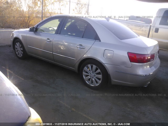 5NPEU46F19H451757 - 2009 HYUNDAI SONATA SE/LIMITED TAN photo 3