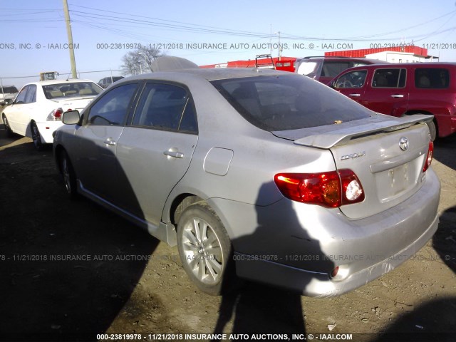 1NXBU40EX9Z064497 - 2009 TOYOTA COROLLA S/LE/XLE SILVER photo 3