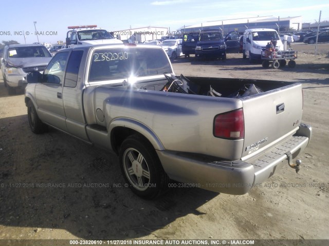 1GTCS195XY8267347 - 2000 GMC SONOMA GOLD photo 3