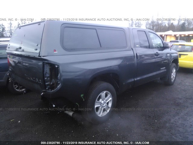 5TFUY5F11JX683505 - 2018 TOYOTA TUNDRA DOUBLE CAB SR/SR5 GRAY photo 4