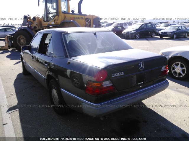 WDBEA30D4MB428556 - 1991 MERCEDES-BENZ 300 E BLACK photo 3
