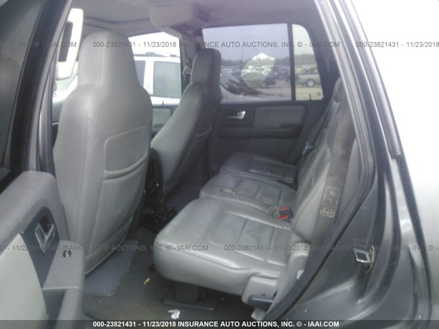 1FMFU16L13LB20703 - 2003 FORD EXPEDITION XLT GRAY photo 8