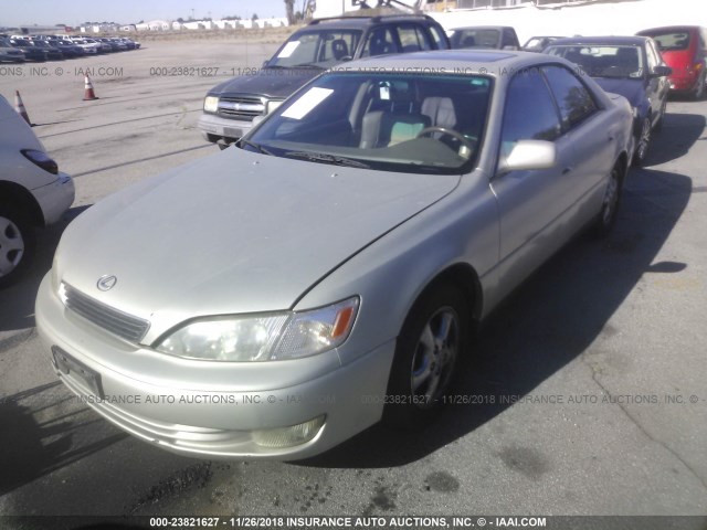 JT8BF28G7W5040445 - 1998 LEXUS ES 300 TAN photo 2