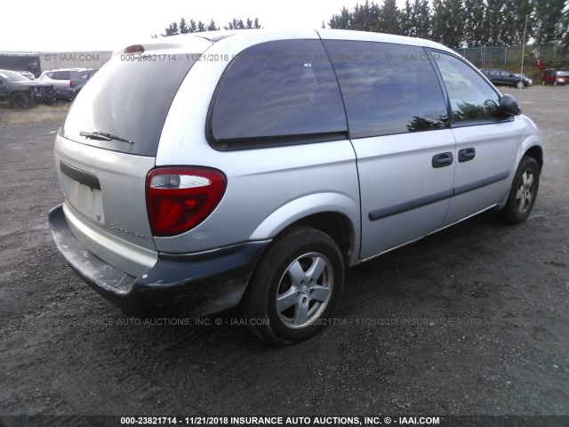 1D4GP25E05B320024 - 2005 DODGE CARAVAN SE SILVER photo 4