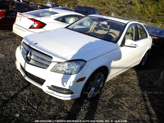 WDDGF4HB1DR282683 - 2013 MERCEDES-BENZ C 250 WHITE photo 2