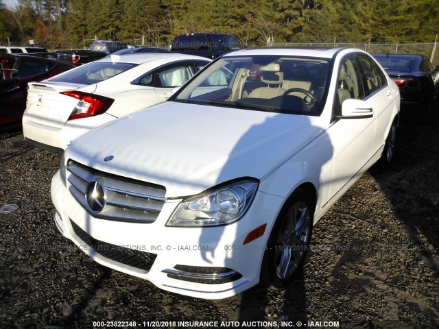 WDDGF4HB1DR282683 - 2013 MERCEDES-BENZ C 250 WHITE photo 6