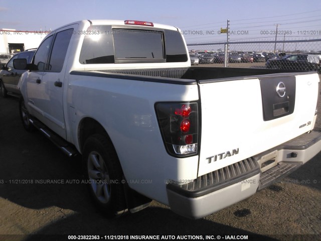 1N6BA0ED8BN324611 - 2011 NISSAN TITAN S/SV/SL/PRO-4X WHITE photo 3