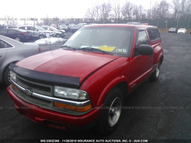 1GCCS1454Y8205708 - 2000 CHEVROLET S TRUCK S10 RED photo 2