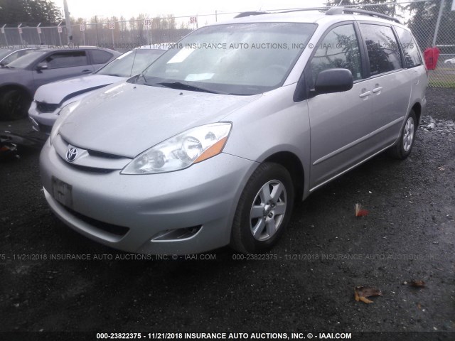 5TDZK23C78S114265 - 2008 TOYOTA SIENNA CE/LE SILVER photo 2