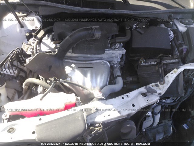 4T1BF1FK9HU384933 - 2017 TOYOTA CAMRY LE/XLE/SE/XSE 白色 照片 10
