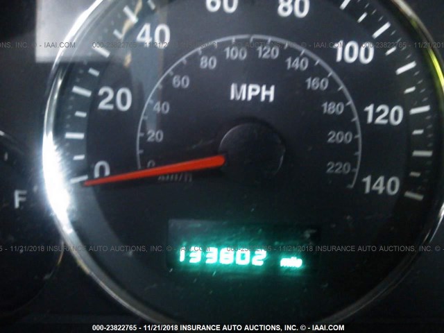 1J8HG48KX6C252544 - 2006 JEEP COMMANDER RED photo 7