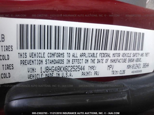 1J8HG48KX6C252544 - 2006 JEEP COMMANDER RED photo 9
