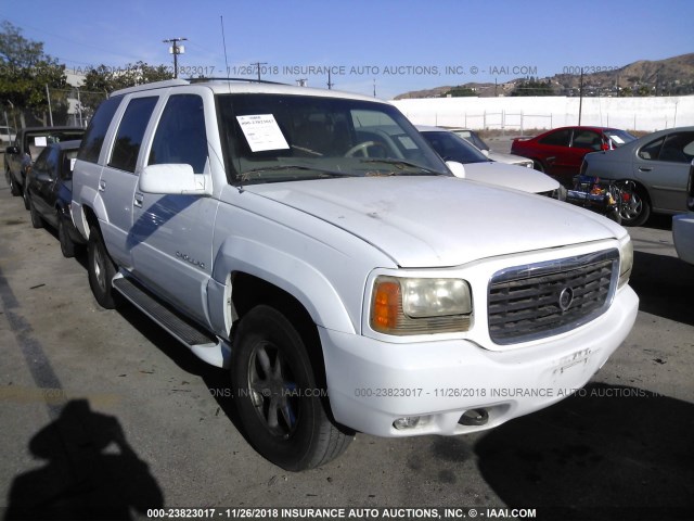 1GYEK13R0YR131656 - 2000 CADILLAC ESCALADE WHITE photo 1