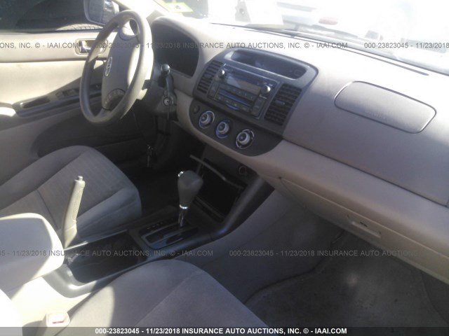 4T1BE32K75U530228 - 2005 TOYOTA CAMRY LE/XLE/SE BROWN photo 5